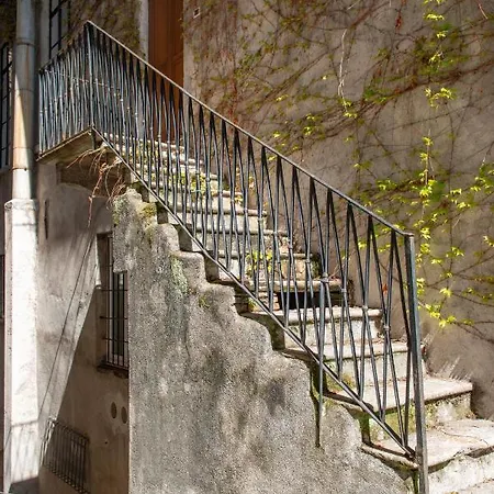 Villa La Filanda By 
